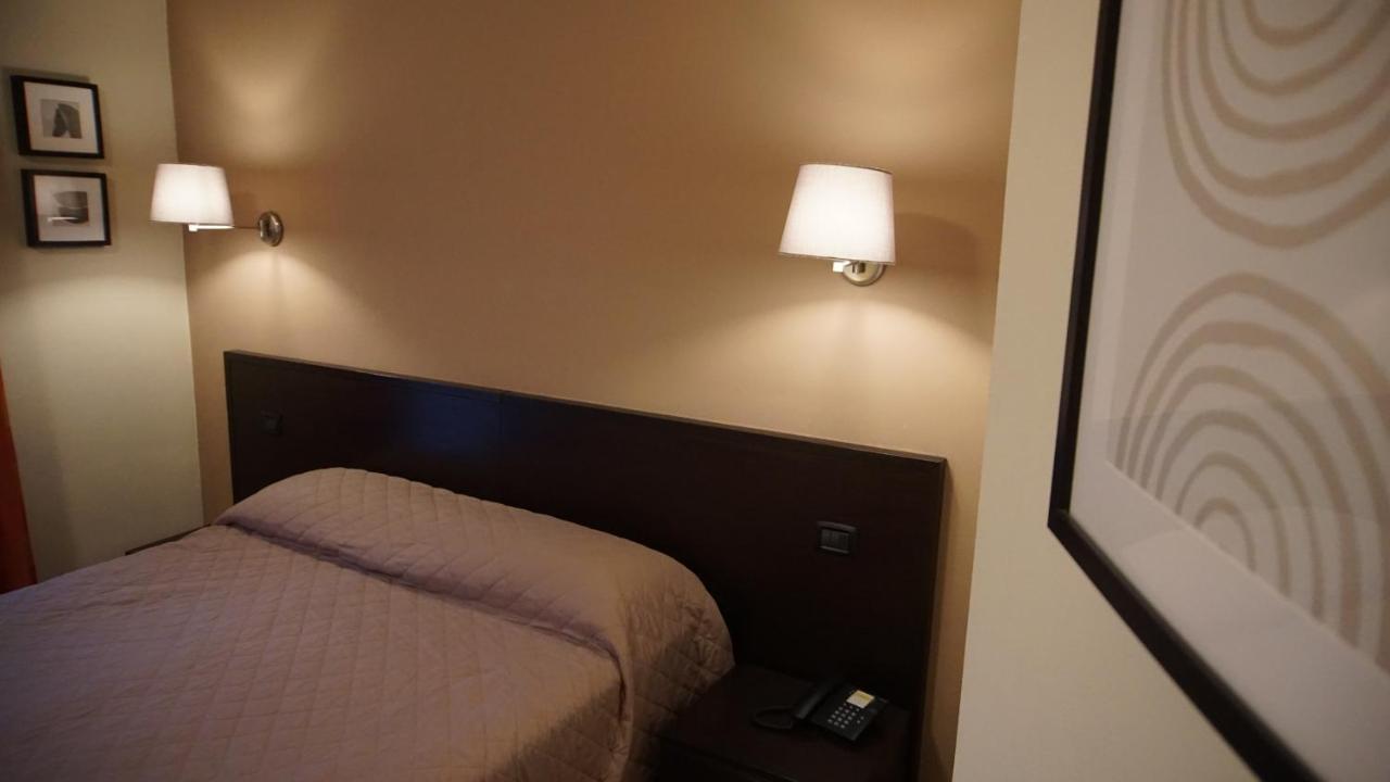 Hotel Del Corso Borgomanero Zewnętrze zdjęcie