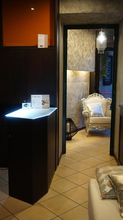 Hotel Del Corso Borgomanero Zewnętrze zdjęcie
