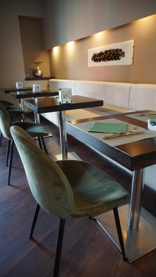 Hotel Del Corso Borgomanero Zewnętrze zdjęcie