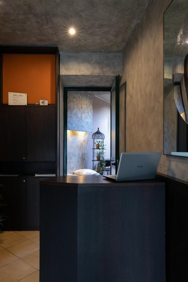Hotel Del Corso Borgomanero Zewnętrze zdjęcie